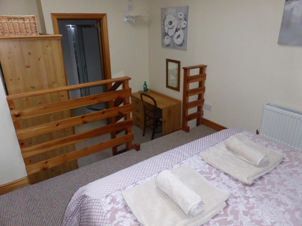 Treetops Bungalow Loch Ness ดรัมนาดรอคิท ภายนอก รูปภาพ