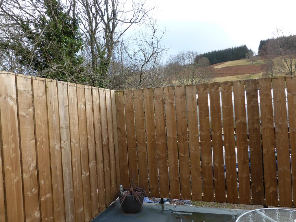 Treetops Bungalow Loch Ness ดรัมนาดรอคิท ภายนอก รูปภาพ