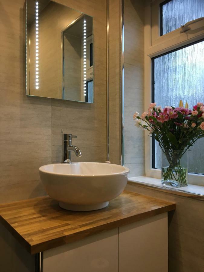 Treetops Bungalow Loch Ness ดรัมนาดรอคิท ภายนอก รูปภาพ